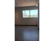 EN ALQUILER DEPARTAMENTO PENTHOUSE EN BARRIO VILLA MORRA ASU 42473