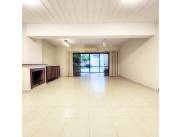 Vendo duplex de 3 dormitorios en san Jorge zona Goethe Asunción