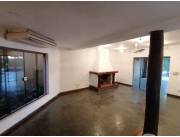 EN ALQUILER CASA en Mburucuya🔹