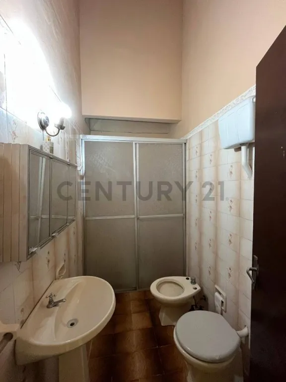 VENDO CASA EN BARRIO OBRERO - ASUNCIÓN — foto 2