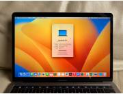 MacBook Pro 2017 13" core i7 16GB RAM 256GB SSD Touchbar / Touch ID
