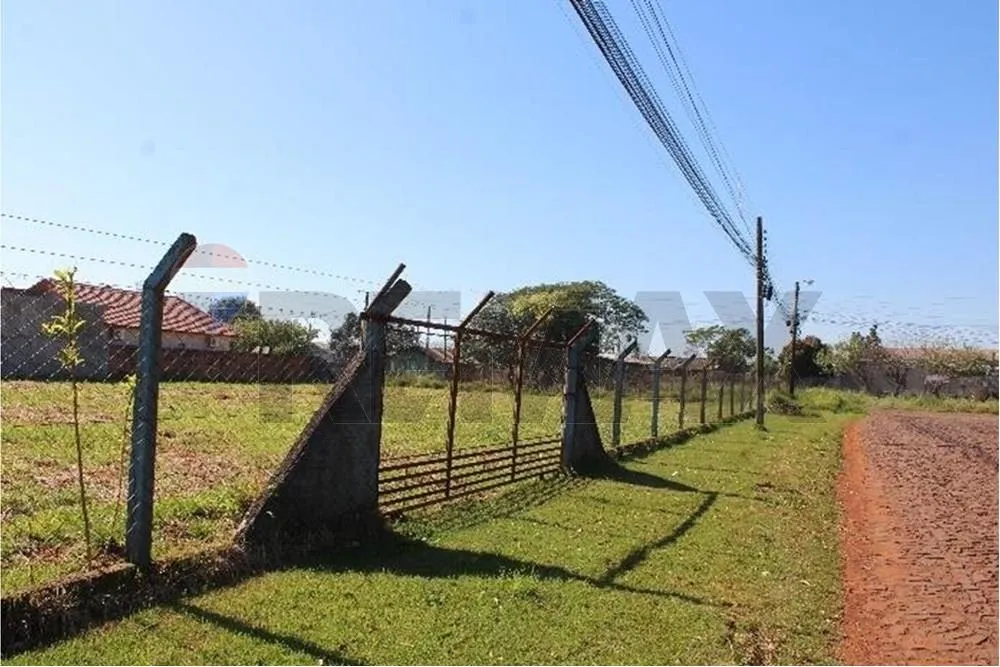 VENDO AMPLIA ESQUINA EN SANTA RITA ZONA ANDE — foto 3