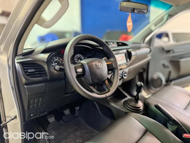 Toyota Hilux 2018 — foto 4
