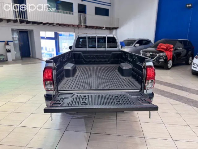 Toyota Hilux 2018 — foto 7