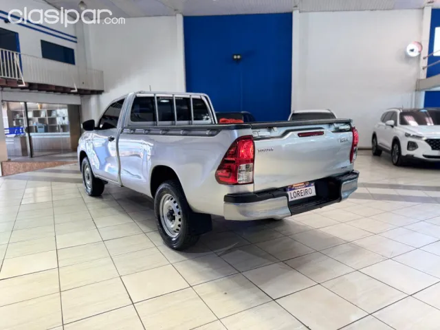 Toyota Hilux 2018 — foto 3