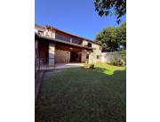 Vendo casa de 6 dormitorios en Sajonia - Asunción !