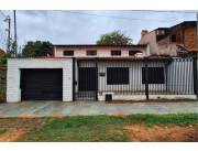 VENDO CASA EN FERNANDO DE LA MORA Z/ NORTE!!