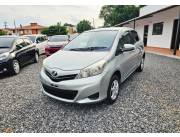 Toyota VITZ 2012 Recién importado
