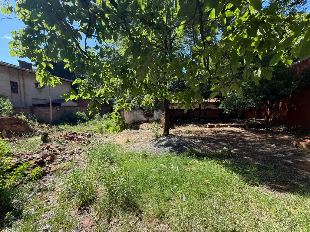 VENDO HERMOSO Y AMPLIO TERRENO EN SAN LORENZO, ZONA CRESR — foto 2