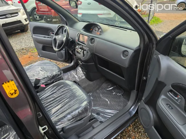 Toyota Sienta 2011 - foto 8