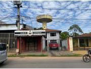En venta casa tipo dúplex más salón comercial en Luque