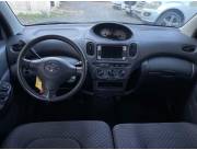 Toyota Funcargo 2004