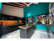 VENDO HERMOSA CASA EN LUQUE - LOMA MERLO