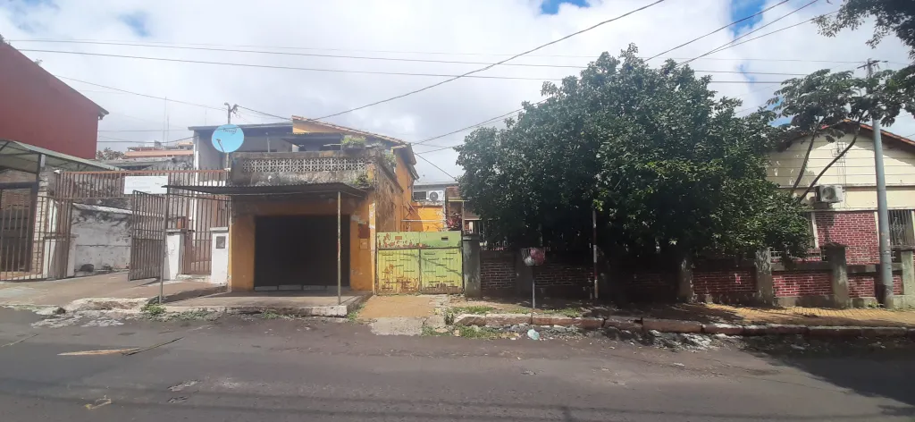 VENDO CASA ANTIGUA A RESTAURAR EN BARRIO SAJONIA — foto 2