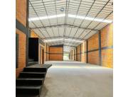 Vendo o alquilo depósito de 330 m2 en mariano Roque alonso