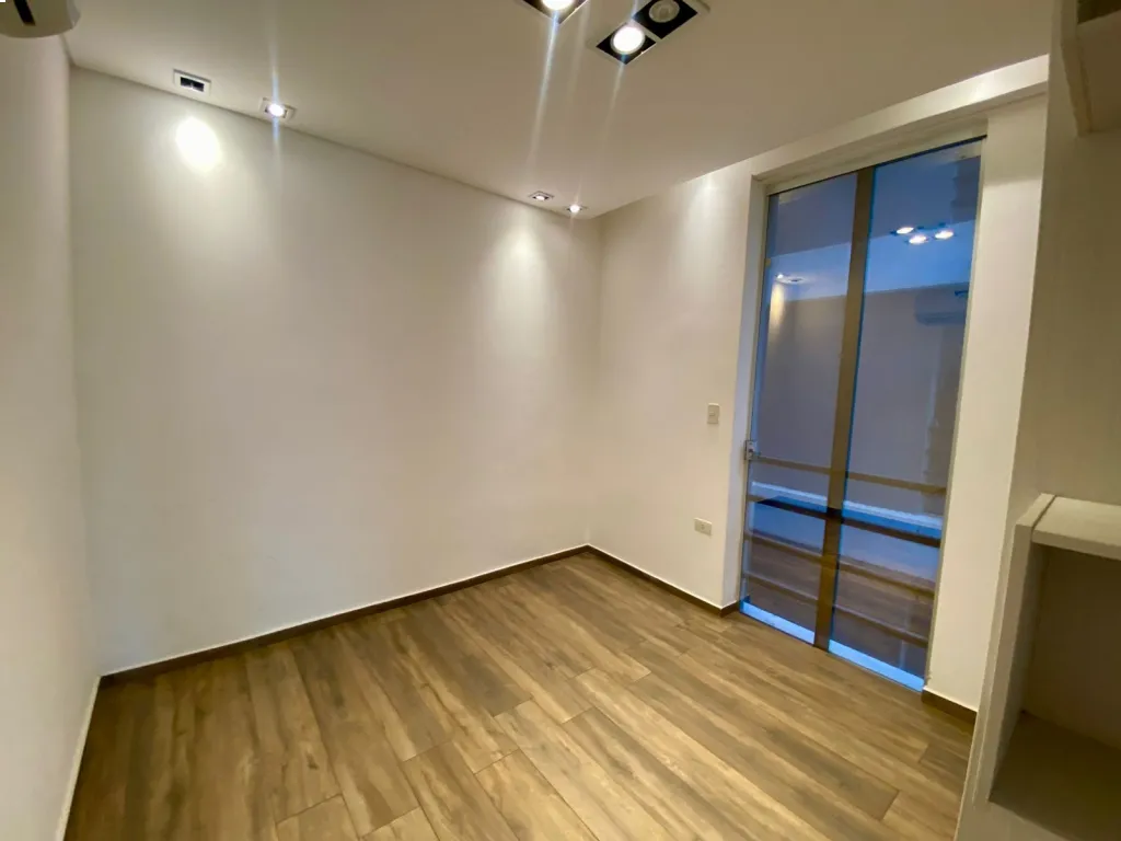 Alquilo Departamento en Complejo Residencial Lambaré — foto 3