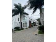 ALQUILER DE DÚPLEX A ESTRENAR EN CONDOMINIO EN LAMBARE COD 6072 📍 Avda. Perón Asunción –