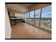 Dpto de 1 dormitorio en el Petra Tower