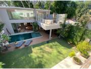 VENDO CASA AMOBLADA ESTILO BALI BARRIO RECOLETA DE ASUNCIÓN