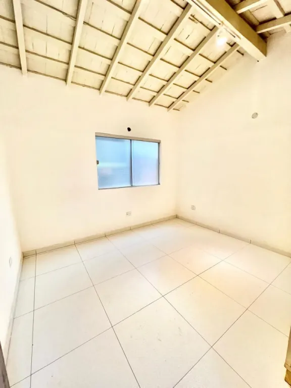 VENDO O ALQUILO CASA EN ASUNCIÓN BARRIO HERRERA CÓD. 3797! — Foto 3