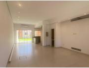 Se Alquila Dúplex de 3 Dormitorios, en zona del Condominio Parque Las Golondrinas. Loma P