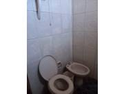 Vendo casa en Villa Elisa, a solo una cuadra y media de Acceso Sur actual RUTA PY01