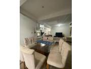 VENDO AMPLIA CASA EN LUQUE - LAURELTY