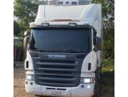 TRACTO CAMION SCANIA P230 AÑO 2005 OPTICRUICE, CON FURGON REFRIGERADO.