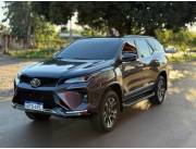Toyota Fortuner año 2025 única un lujo sobre ruedas