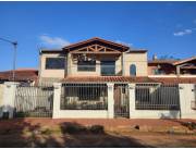 ALQUILO CASA EN CUARTO BARRIO - LUQUE