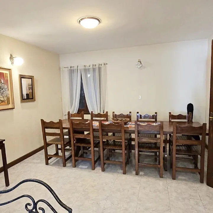 Vendo amplia casa de 3 dormitorios en san Jorge Asunción — foto 2