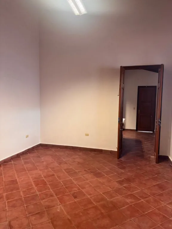 ALQUILO VIVIENDA U OFICINA ZONA CENTRO DE ASUNCION cod 6082 — фото 2