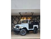 Toyota Land Cruiser FJ40 1972