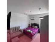 VENDO DEPARTAMENTO en primer piso / Edificio sobre Laguna Grande