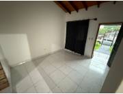 🏡¡Oportunidad única! Hermosa casa detrás de Coca Cola – Acceso Sur (Avelino Martínez)