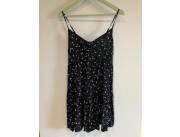 Vestidito negro con mini flores (tirantes finos)