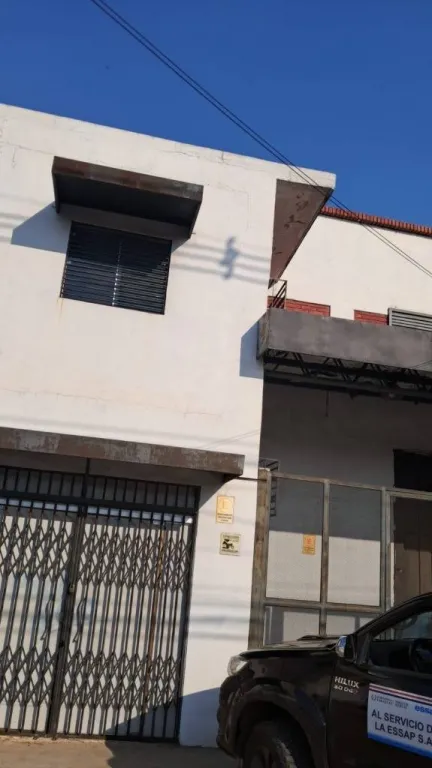 ALQUILO AMPLIO DEPÓSITO EN FERNANDO DE LA MORA — photo 2