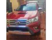 Toyota Hilux Doble Cabina. 3,0cm3. 4x4. Automático. Rojo Ferrari. Con ficha. Consulte.!!!!