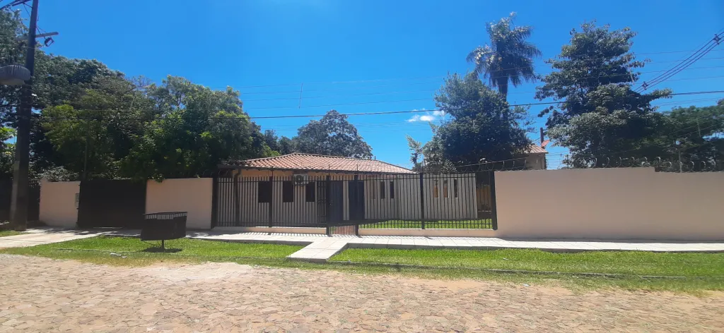 Casa en venta en Ykuá Duré, Luque — foto 3