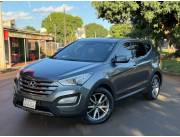 Hyundai Santa Fe año 2013 impecable a la venta.