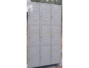 Casilleros metálicos con colores y medidas personalizados