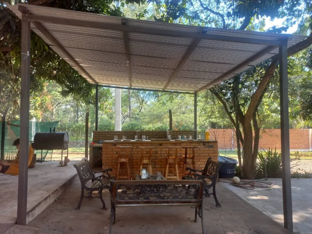 VENDO CASA EN BARRIO COLÓN SAN BERNARDINO - ALTOS — foto 3