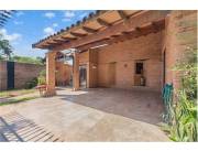 VENDO CASA EN FERNANDO DE LA MORA Z/ NORTE!!