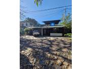 Oportunidad Alquilo amplia casa p/oficina corporativa Barrio Mcal Estigarribia COD A0535