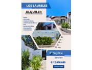 Alquilo casa Barrio Mcal Estigarribia, zona Los Laureles