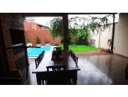 Alquiló casa en Lambare a 4 cuadras deHipermercado el Pueblo y Rca. Argentina COD 1225