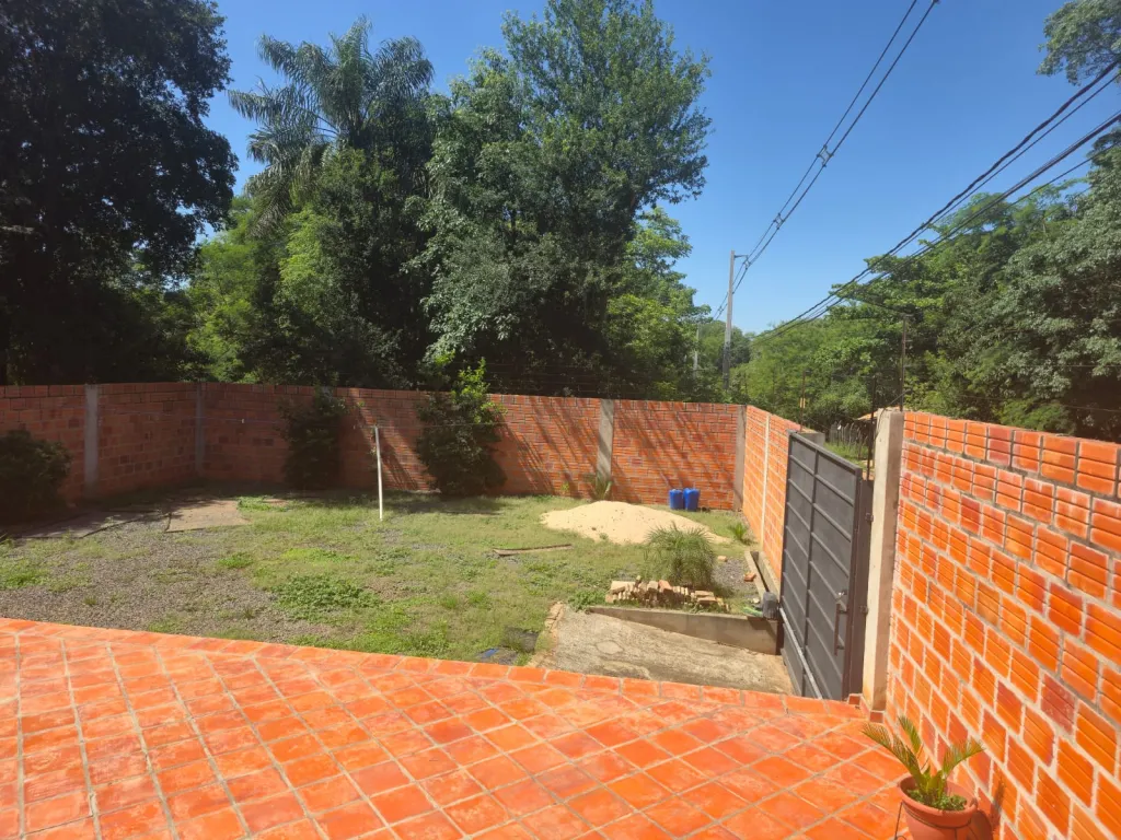 VENDO CASA EN LUQUE CAÑADA GARAY — foto 3