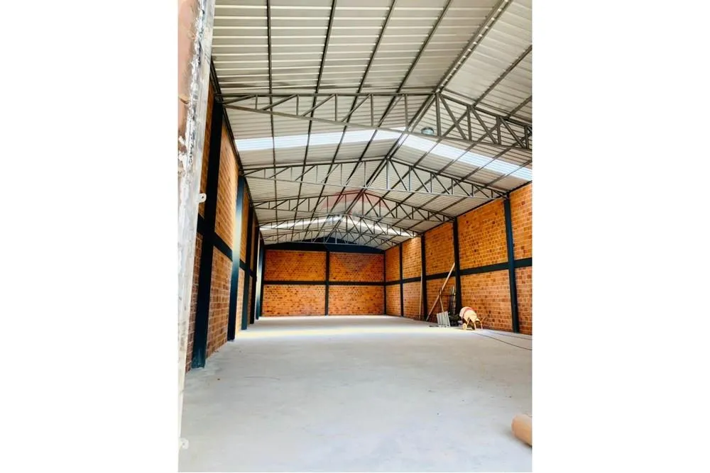 DEPOSITO EN VENTA EN MARIANO ROQUE ALONSO — photo 2