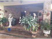 Oportunidad en Ñemby, Cañadita– Casa amplia y con salón comercial