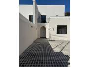 Hermoso Duplex estilio Toscano cerca de Paseo del Yacht en Lambaré